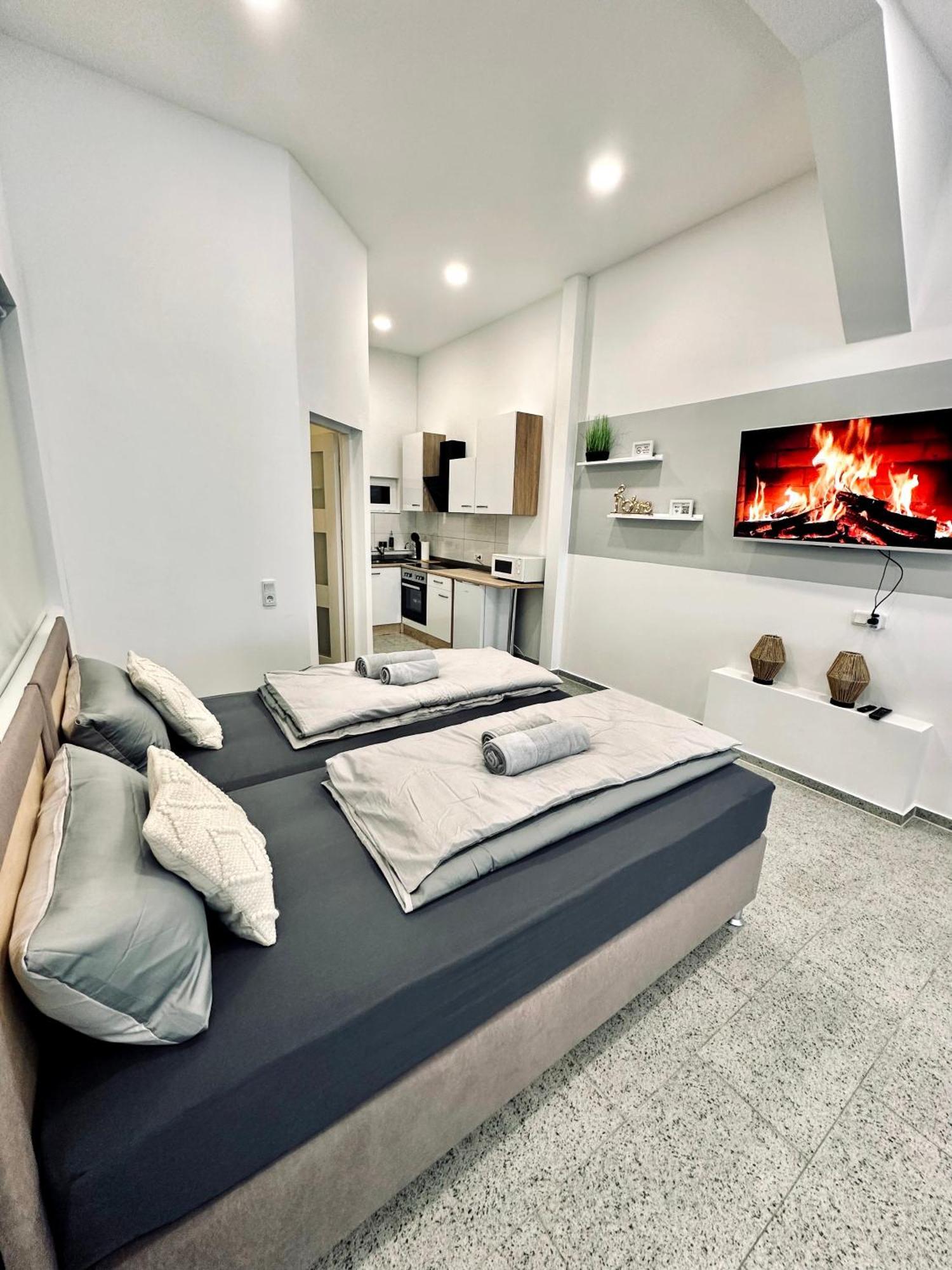 Ferienwohnung Valik Sommeraktion 2025 Bayreuth Exteriör bild